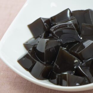 熱中症対策や美容効果があるとされている仙草ゼリーとは？